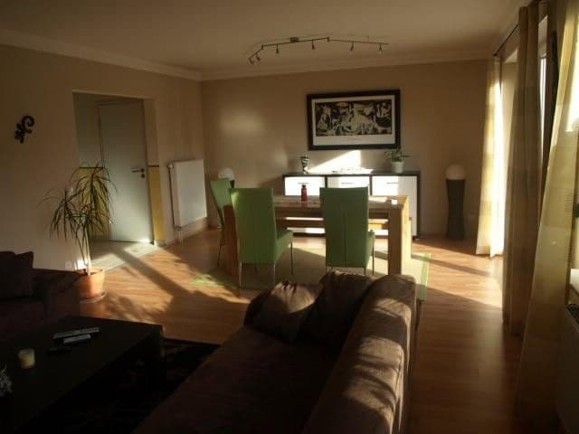 Predaj domu 260 m², pozemek 470 m², Ollerlohstraße 50a, Elmshorn, Šlezvicko-Holštajnsko Predaj domu 260 m², pozemek 470 m², Ollerlohstraße 50a, Elmshorn, Šlezvicko-Holštajnsko