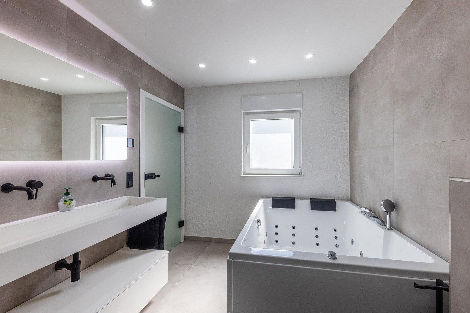 Predaj domu 165 m², pozemek 786 m², Beckum, Severné Porýnie - Westfálsko Predaj domu 165 m², pozemek 786 m², Beckum, Severné Porýnie - Westfálsko