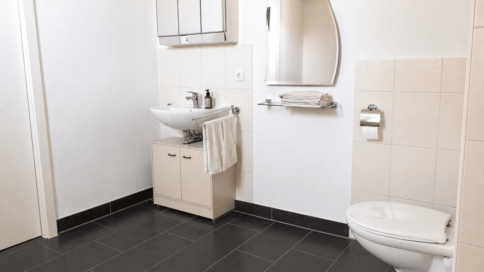 Prenájom bytu 2-izbový 74 m², Lindenstraße 1, Pinneberg, Šlezvicko-Holštajnsko Prenájom bytu 2-izbový 74 m², Lindenstraße 1, Pinneberg, Šlezvicko-Holštajnsko
