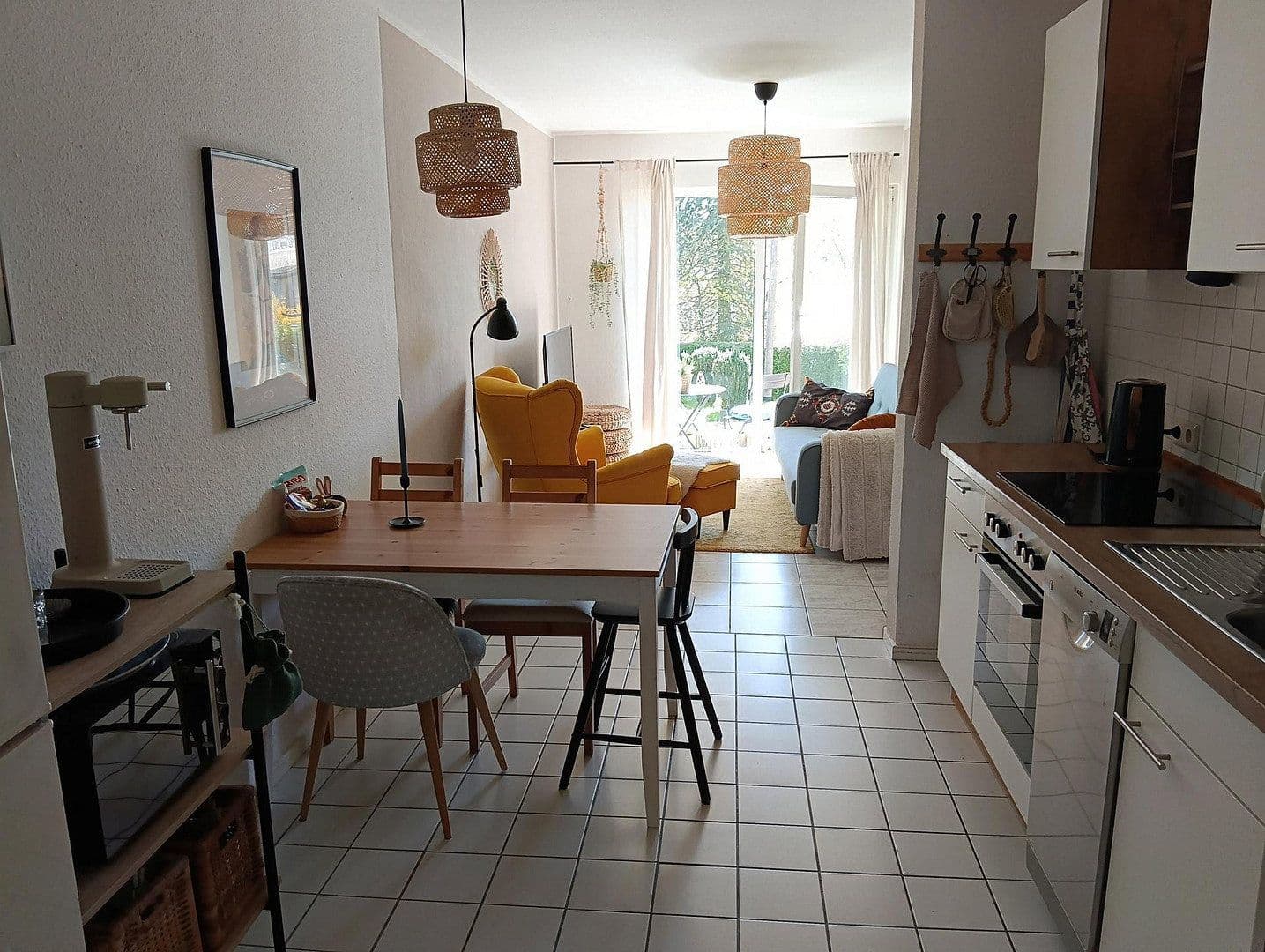 Prenájom bytu 2-izbový 55 m², Flammersfeld, Porýnie-Falcko Prenájom bytu 2-izbový 55 m², Flammersfeld, Porýnie-Falcko