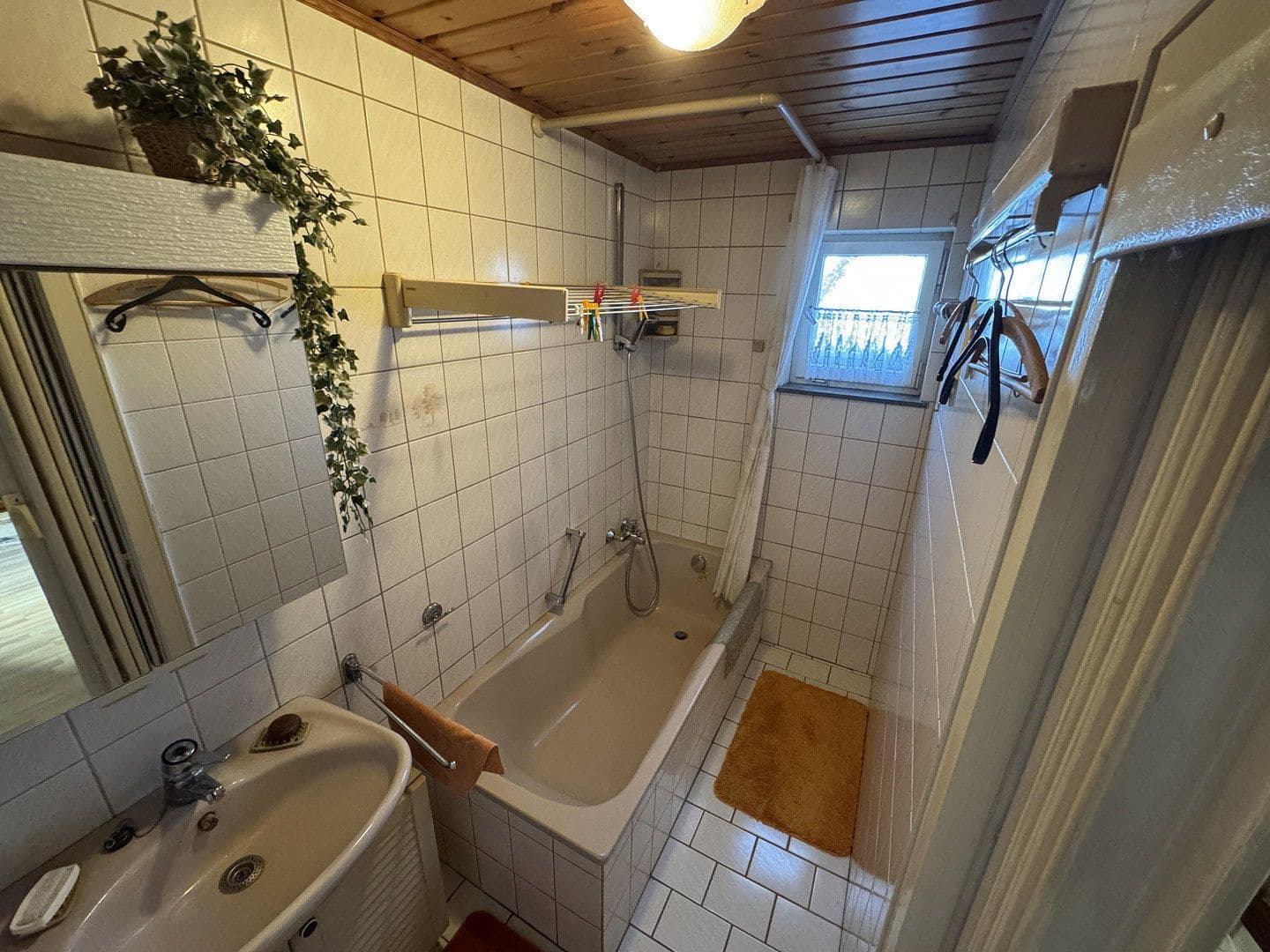 Predaj domu 120 m², pozemek 330 m², Friedhofstraße 3, Höheinöd, Porýnie-Falcko Predaj domu 120 m², pozemek 330 m², Friedhofstraße 3, Höheinöd, Porýnie-Falcko