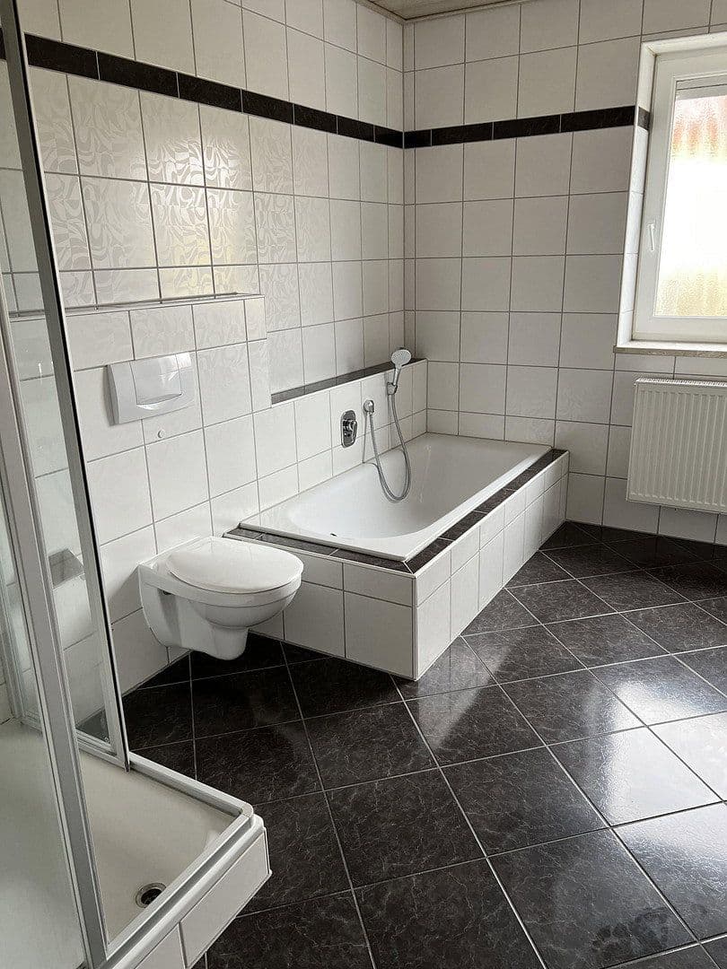 Predaj domu 203 m², pozemek 357 m², Beratzhausen, Bavorsko Predaj domu 203 m², pozemek 357 m², Beratzhausen, Bavorsko