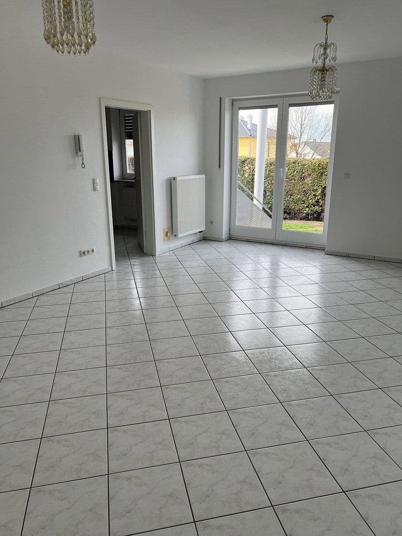 Predaj domu 203 m², pozemek 357 m², Beratzhausen, Bavorsko Predaj domu 203 m², pozemek 357 m², Beratzhausen, Bavorsko