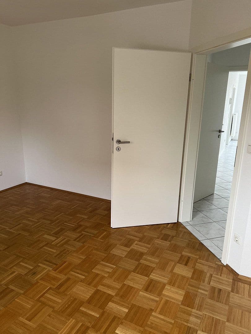 Predaj domu 203 m², pozemek 357 m², Beratzhausen, Bavorsko Predaj domu 203 m², pozemek 357 m², Beratzhausen, Bavorsko