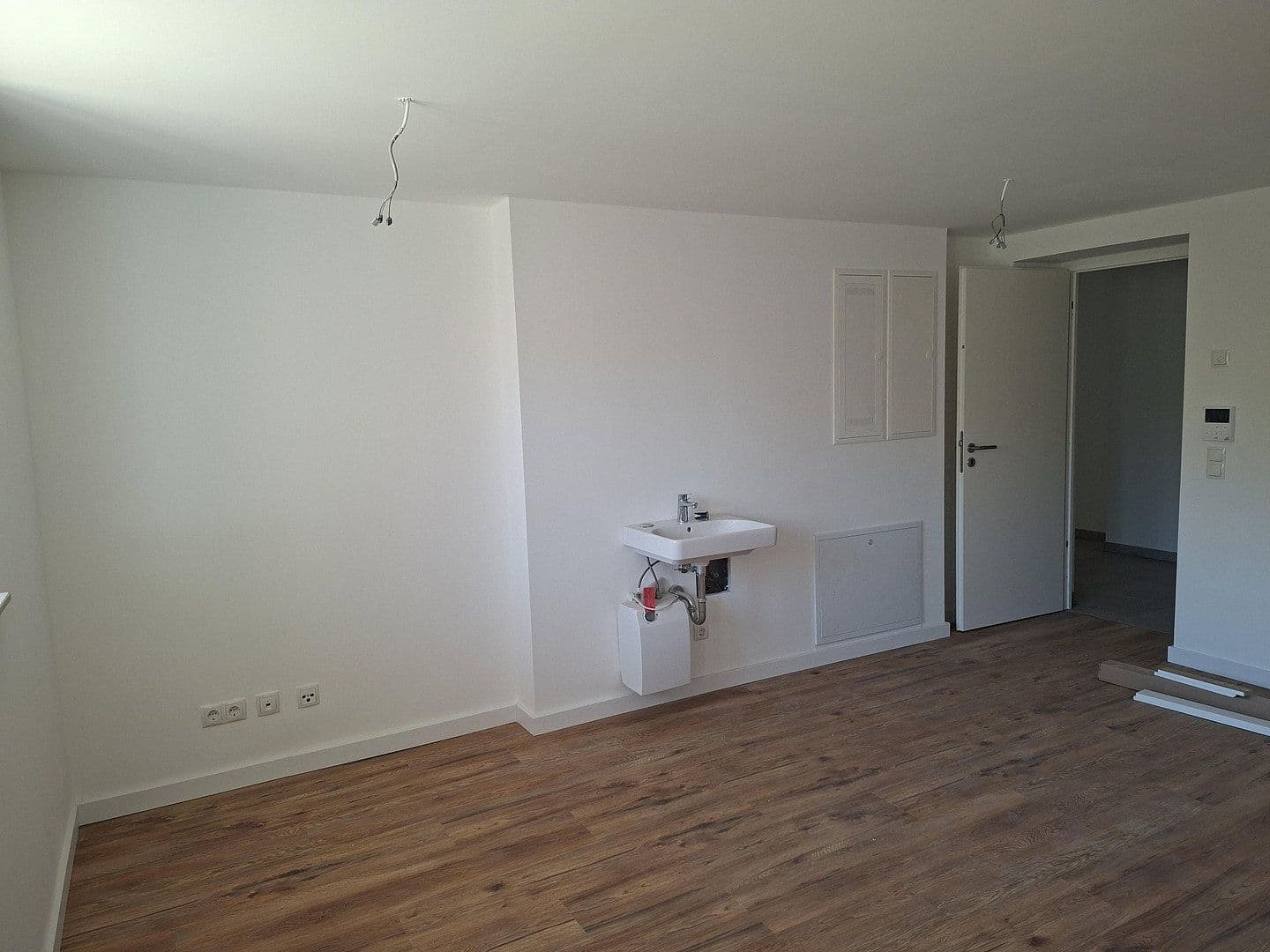 Prenájom bytu 4-izbový 94 m², Budenbergstraße 9, Magdeburg, Sasko-Anhaltsko Prenájom bytu 4-izbový 94 m², Budenbergstraße 9, Magdeburg, Sasko-Anhaltsko