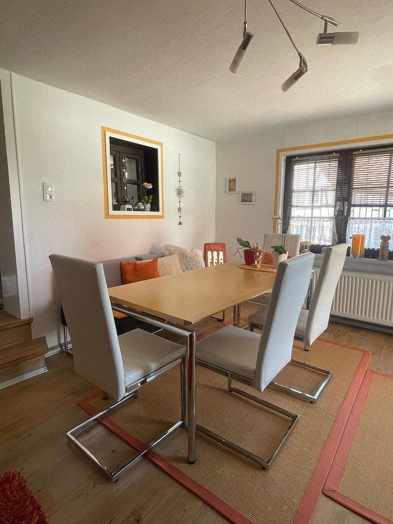 Predaj domu 115 m², pozemek 317 m², Korbach, Hesensko Predaj domu 115 m², pozemek 317 m², Korbach, Hesensko