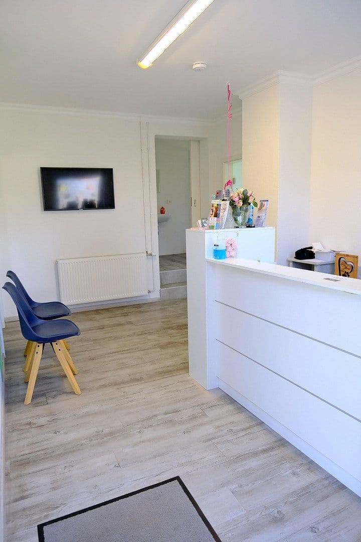 Predaj domu 200 m², pozemek 798 m², Löhnberg, Hesensko Predaj domu 200 m², pozemek 798 m², Löhnberg, Hesensko