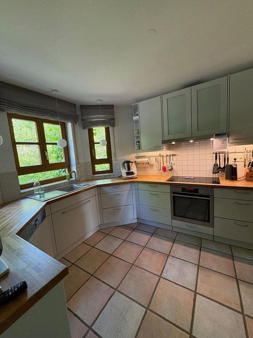 Predaj domu 188 m², pozemek 700 m², Leichlingen, Severné Porýnie - Westfálsko Predaj domu 188 m², pozemek 700 m², Leichlingen, Severné Porýnie - Westfálsko