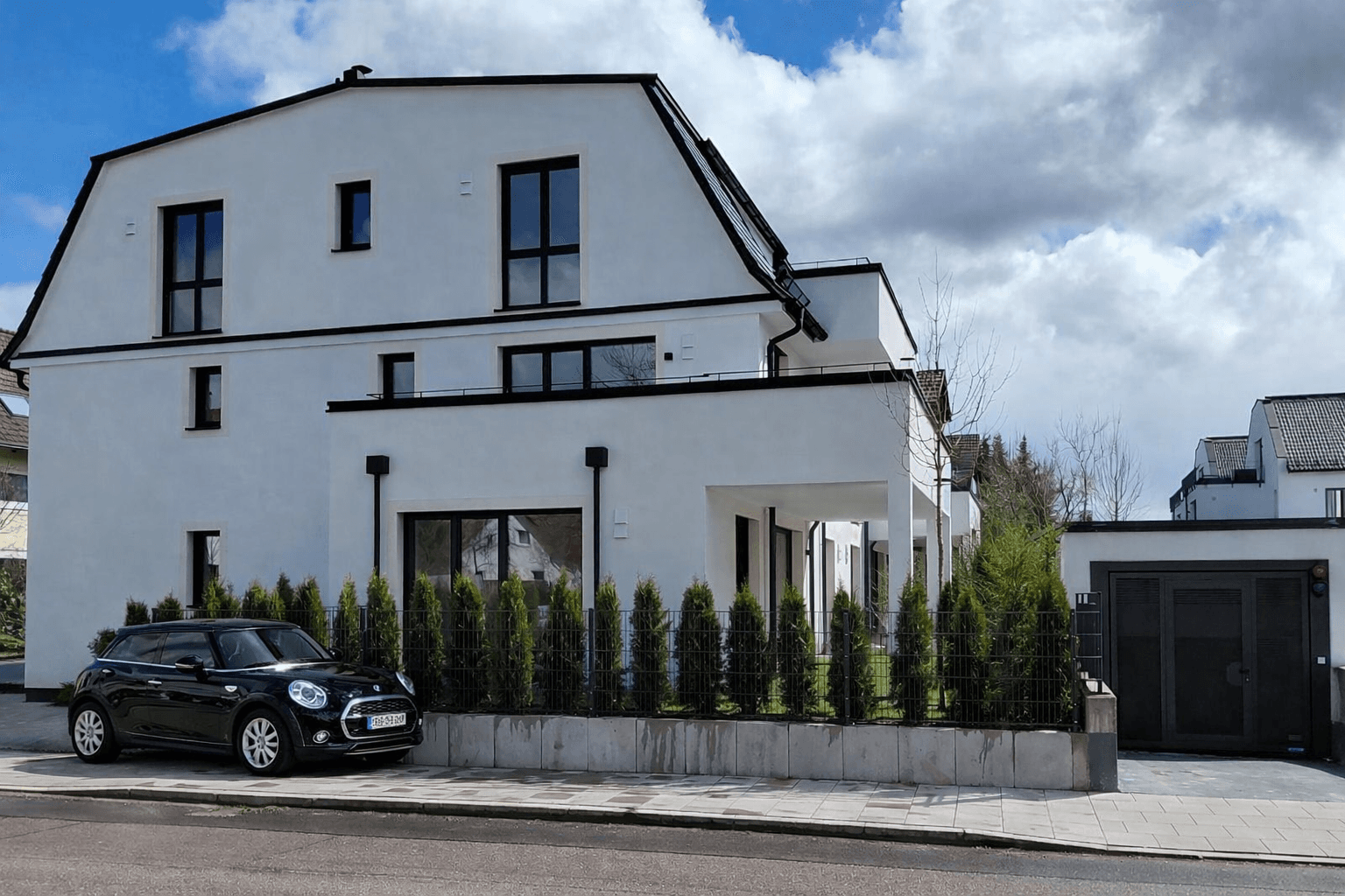 Prenájom bytu 3-izbový 94 m², Dorfstraße 11b, Germering, Bavorsko Prenájom bytu 3-izbový 94 m², Dorfstraße 11b, Germering, Bavorsko
