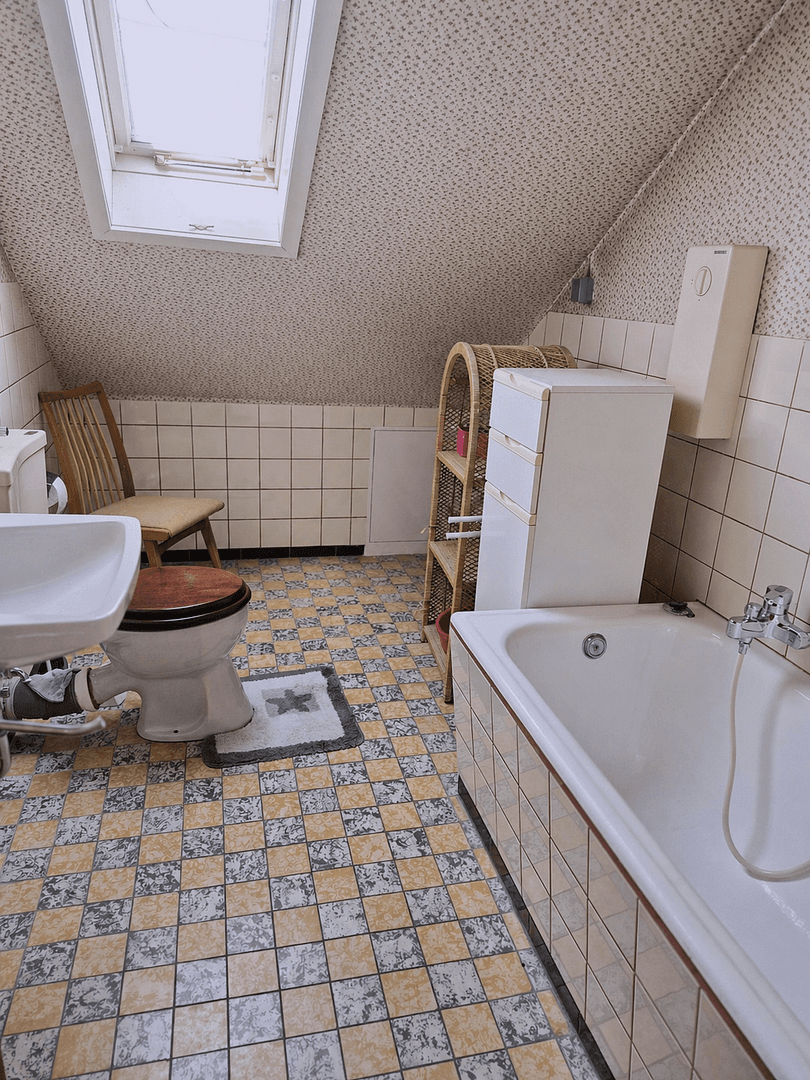 Predaj domu 208 m², pozemek 595 m², Eppertshausen, Hesensko Predaj domu 208 m², pozemek 595 m², Eppertshausen, Hesensko