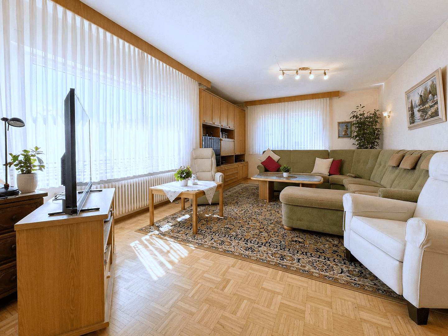 Predaj domu 208 m², pozemek 595 m², Eppertshausen, Hesensko Predaj domu 208 m², pozemek 595 m², Eppertshausen, Hesensko