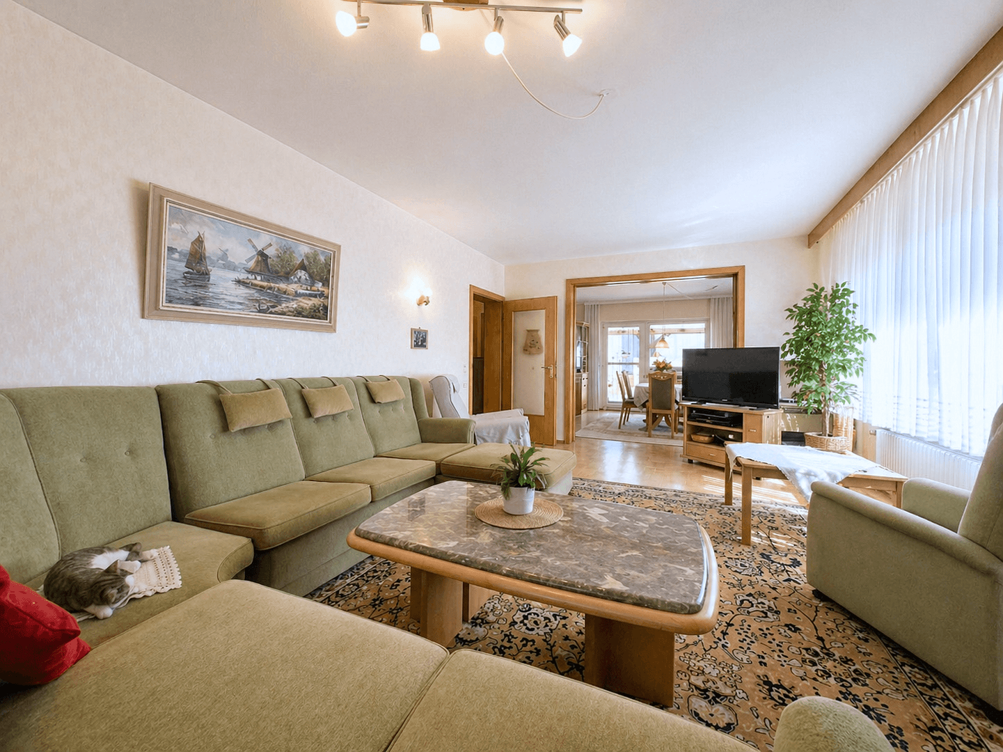 Predaj domu 208 m², pozemek 595 m², Eppertshausen, Hesensko Predaj domu 208 m², pozemek 595 m², Eppertshausen, Hesensko