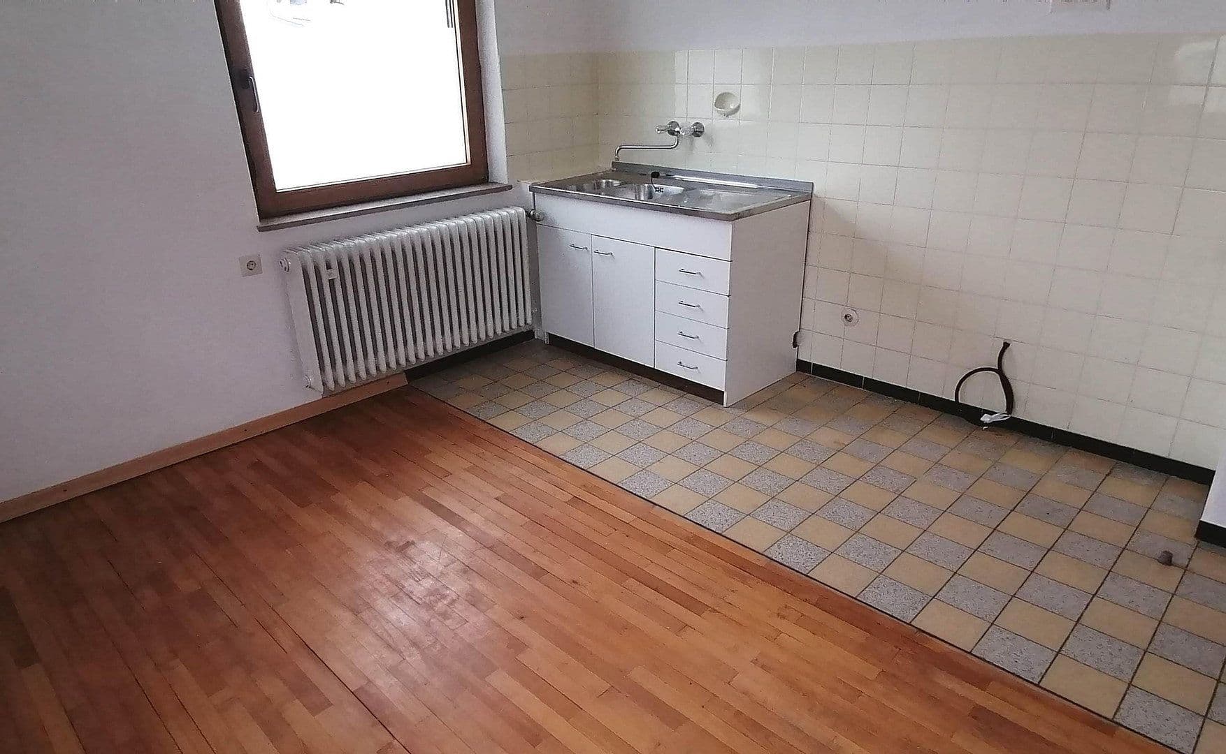 Predaj domu 170 m², pozemek 475 m², Markgröningen, Bádensko-Wurttembersko Predaj domu 170 m², pozemek 475 m², Markgröningen, Bádensko-Wurttembersko