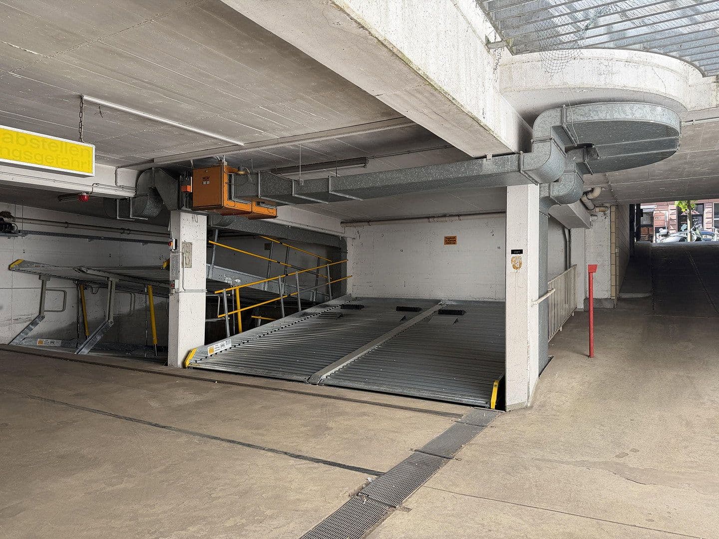 Prenájom garáže, Bergerstraße 130, Frankfurt am Main, Hesensko Prenájom garáže, Bergerstraße 130, Frankfurt am Main, Hesensko