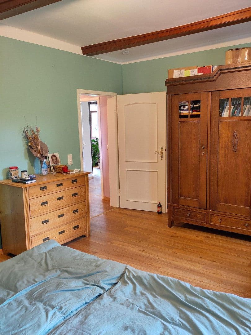 Predaj domu 222 m², pozemek 637 m², Ahnatalstraße 58, Kassel, Hesensko Predaj domu 222 m², pozemek 637 m², Ahnatalstraße 58, Kassel, Hesensko