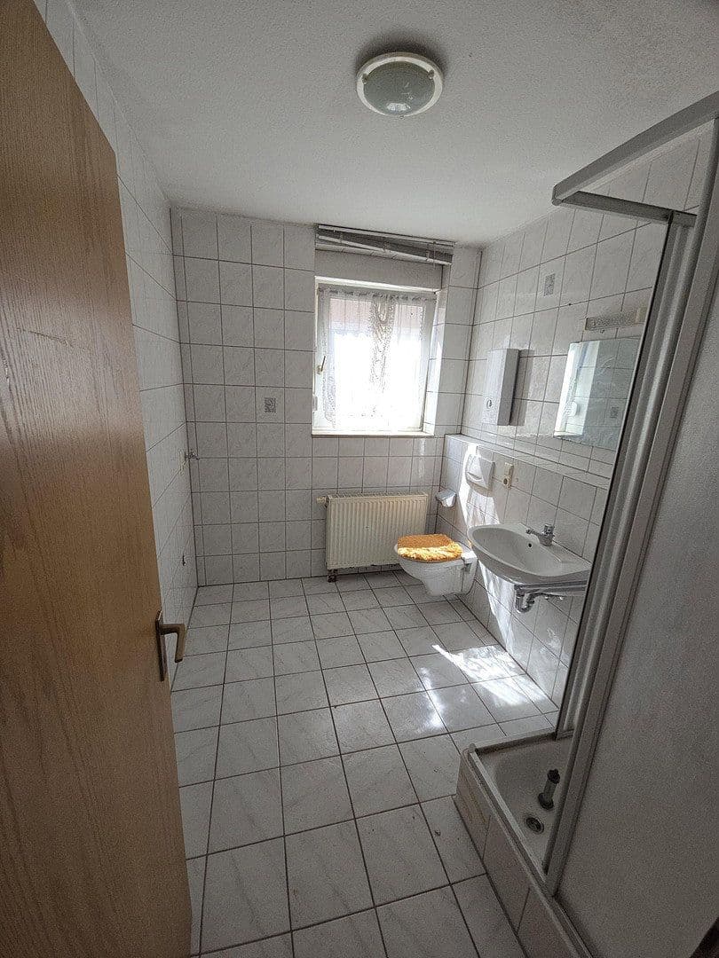Prenájom bytu 3-izbový 65 m², Edesheim, Porýnie-Falcko Prenájom bytu 3-izbový 65 m², Edesheim, Porýnie-Falcko