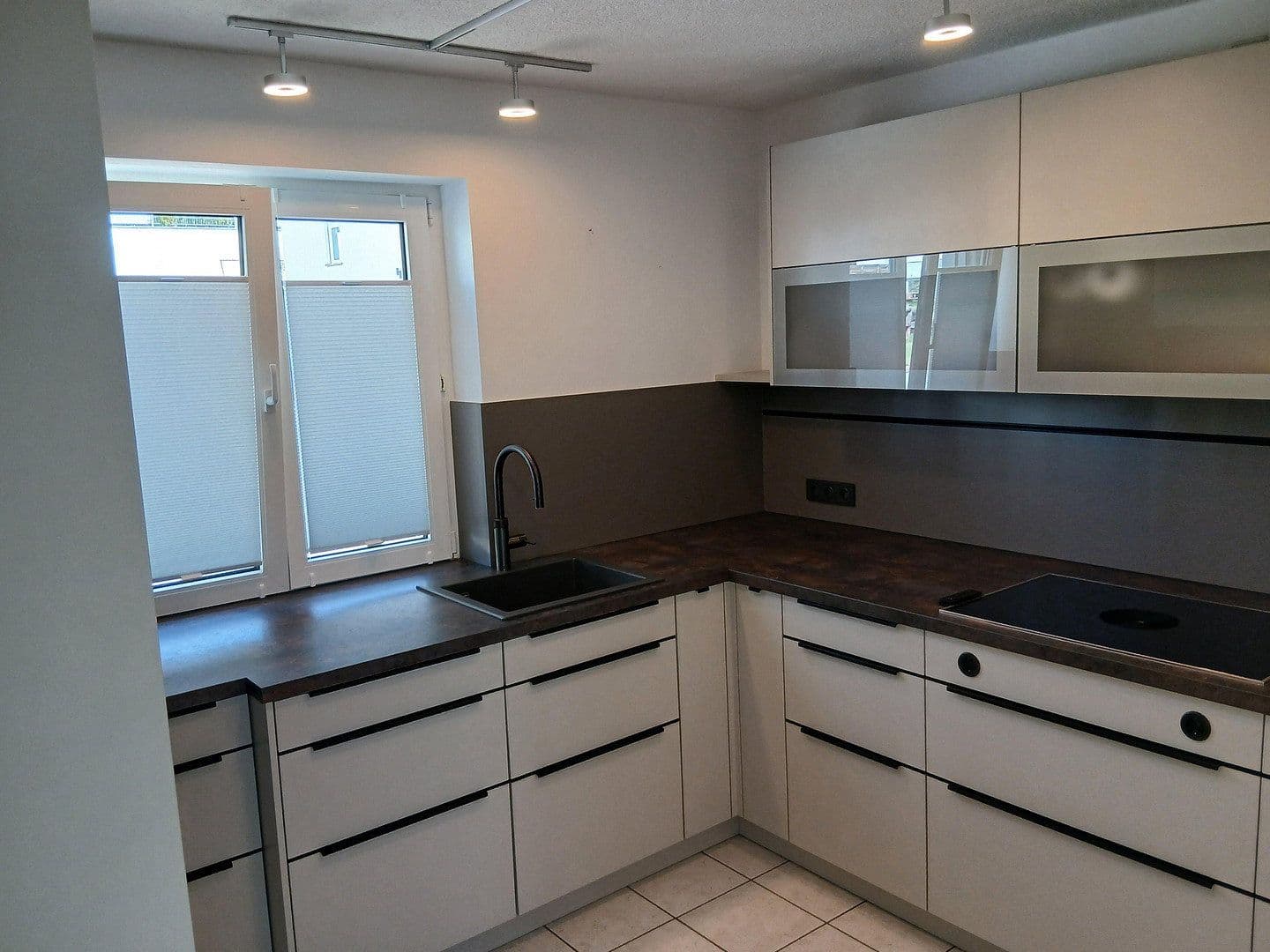 Predaj domu 174 m², pozemek 648 m², Arnstein, Bavorsko Predaj domu 174 m², pozemek 648 m², Arnstein, Bavorsko