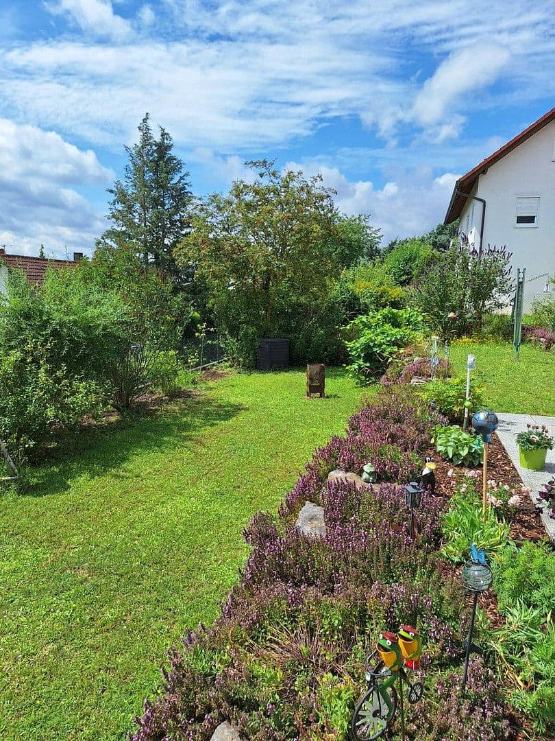 Predaj domu 174 m², pozemek 648 m², Arnstein, Bavorsko Predaj domu 174 m², pozemek 648 m², Arnstein, Bavorsko