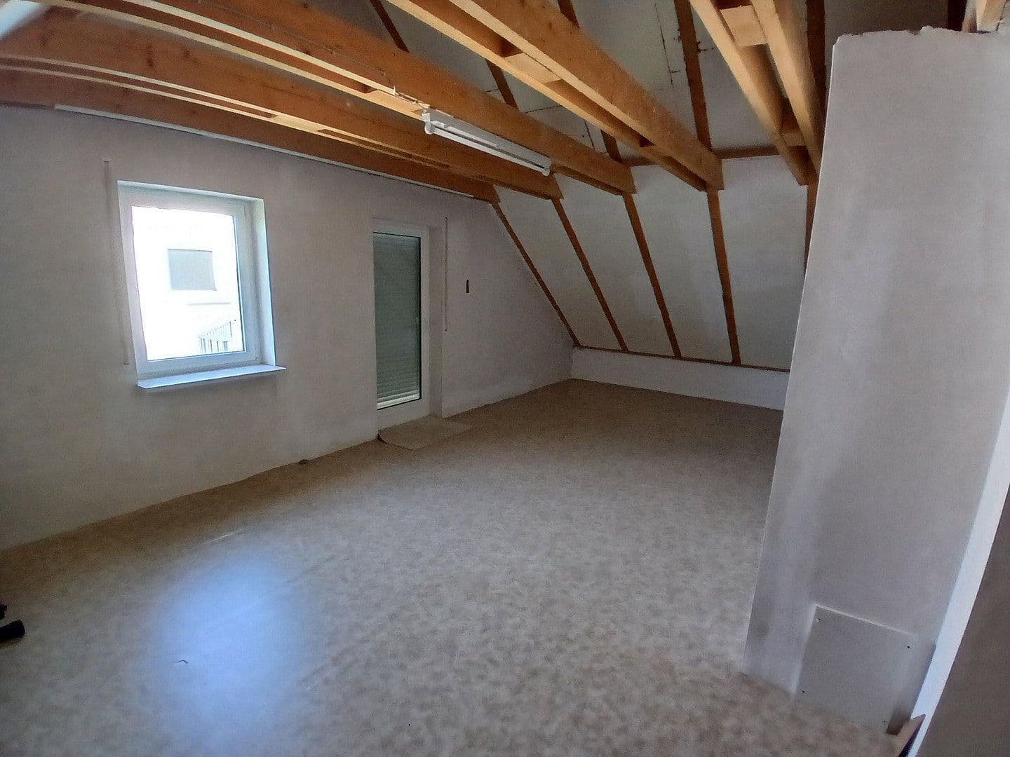 Predaj domu 174 m², pozemek 648 m², Arnstein, Bavorsko Predaj domu 174 m², pozemek 648 m², Arnstein, Bavorsko