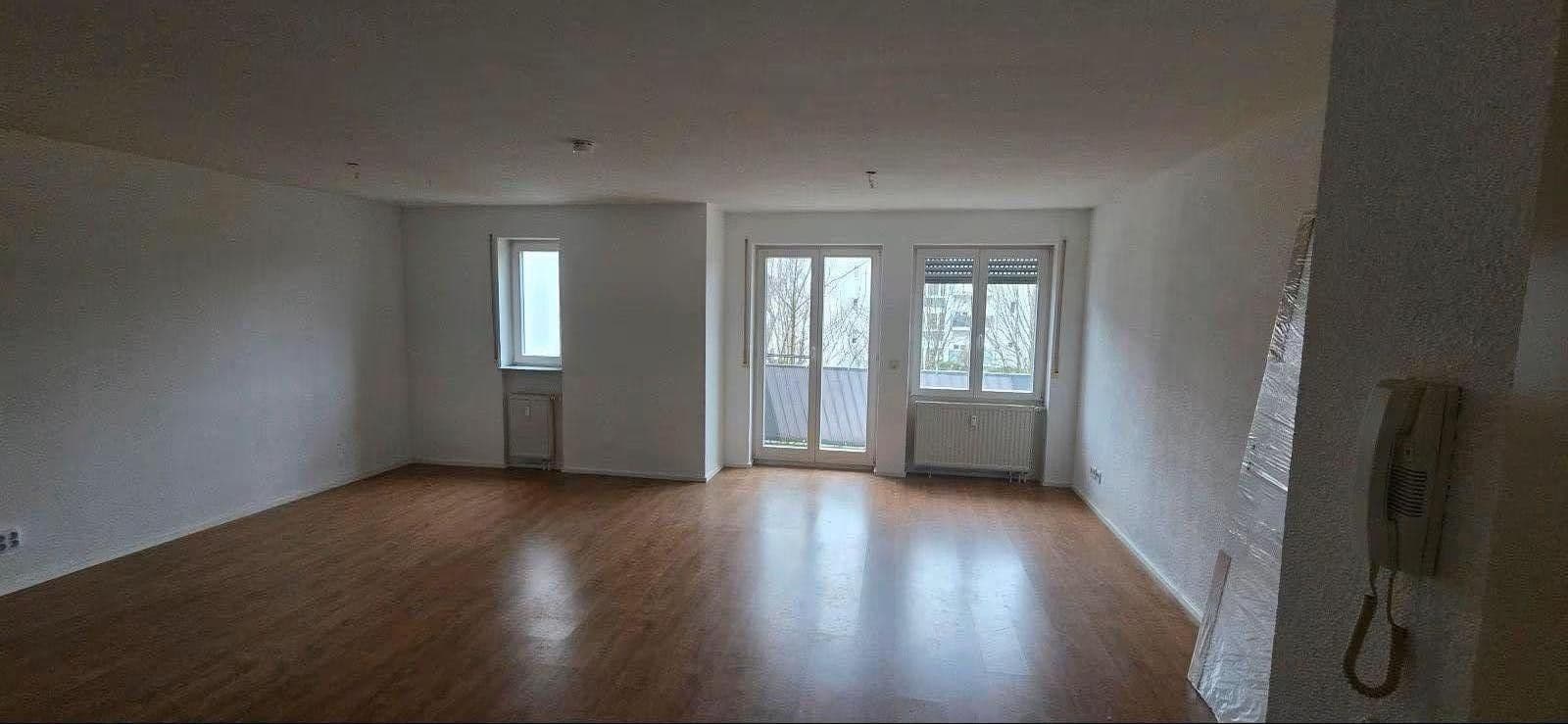 Prenájom bytu 2-izbový 58 m², Überlinger Str. 59, Singen (Hohentwiel), Bádensko-Wurttembersko Prenájom bytu 2-izbový 58 m², Überlinger Str. 59, Singen (Hohentwiel), Bádensko-Wurttembersko