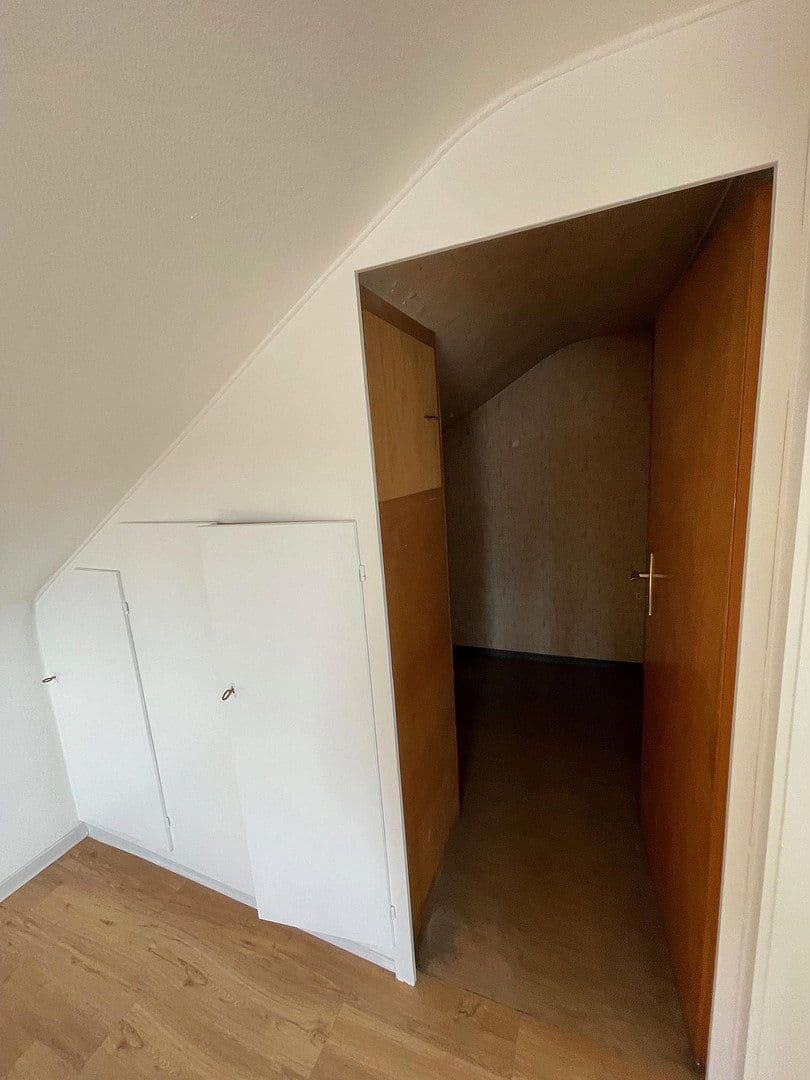 Predaj domu 100 m², pozemek 111 m², Kernen im Remstal, Bádensko-Wurttembersko Predaj domu 100 m², pozemek 111 m², Kernen im Remstal, Bádensko-Wurttembersko