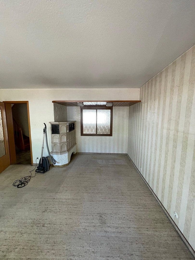 Predaj domu 100 m², pozemek 111 m², Kernen im Remstal, Bádensko-Wurttembersko Predaj domu 100 m², pozemek 111 m², Kernen im Remstal, Bádensko-Wurttembersko