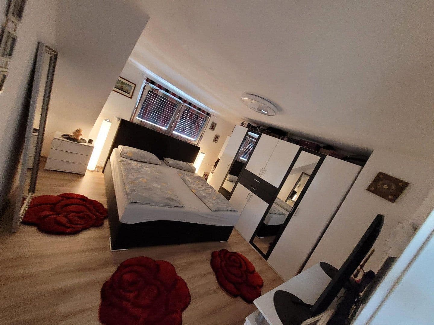 Predaj domu 175 m², pozemek 381 m², Kaiserslautern, Porýnie-Falcko Predaj domu 175 m², pozemek 381 m², Kaiserslautern, Porýnie-Falcko
