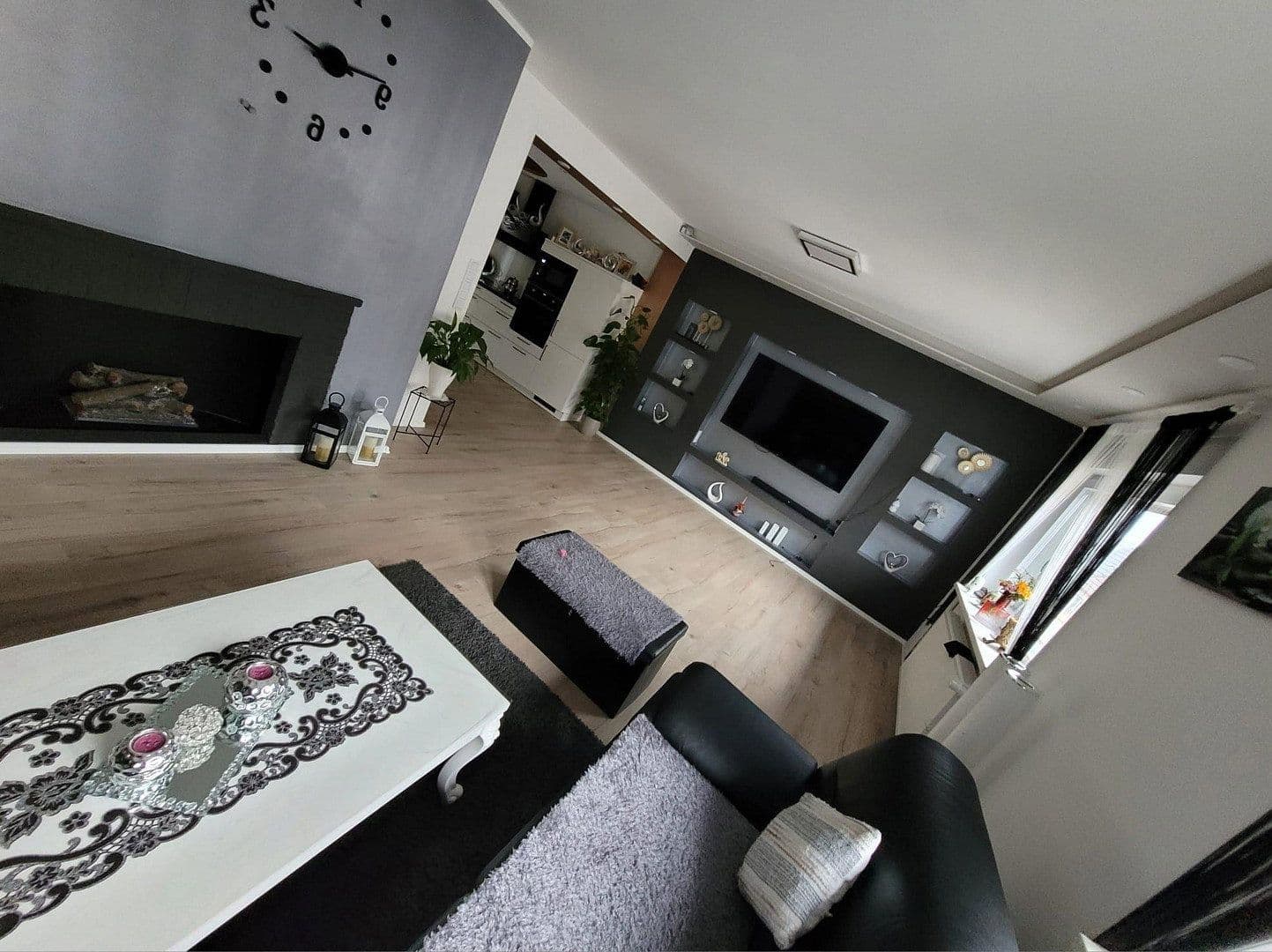 Predaj domu 175 m², pozemek 381 m², Kaiserslautern, Porýnie-Falcko Predaj domu 175 m², pozemek 381 m², Kaiserslautern, Porýnie-Falcko
