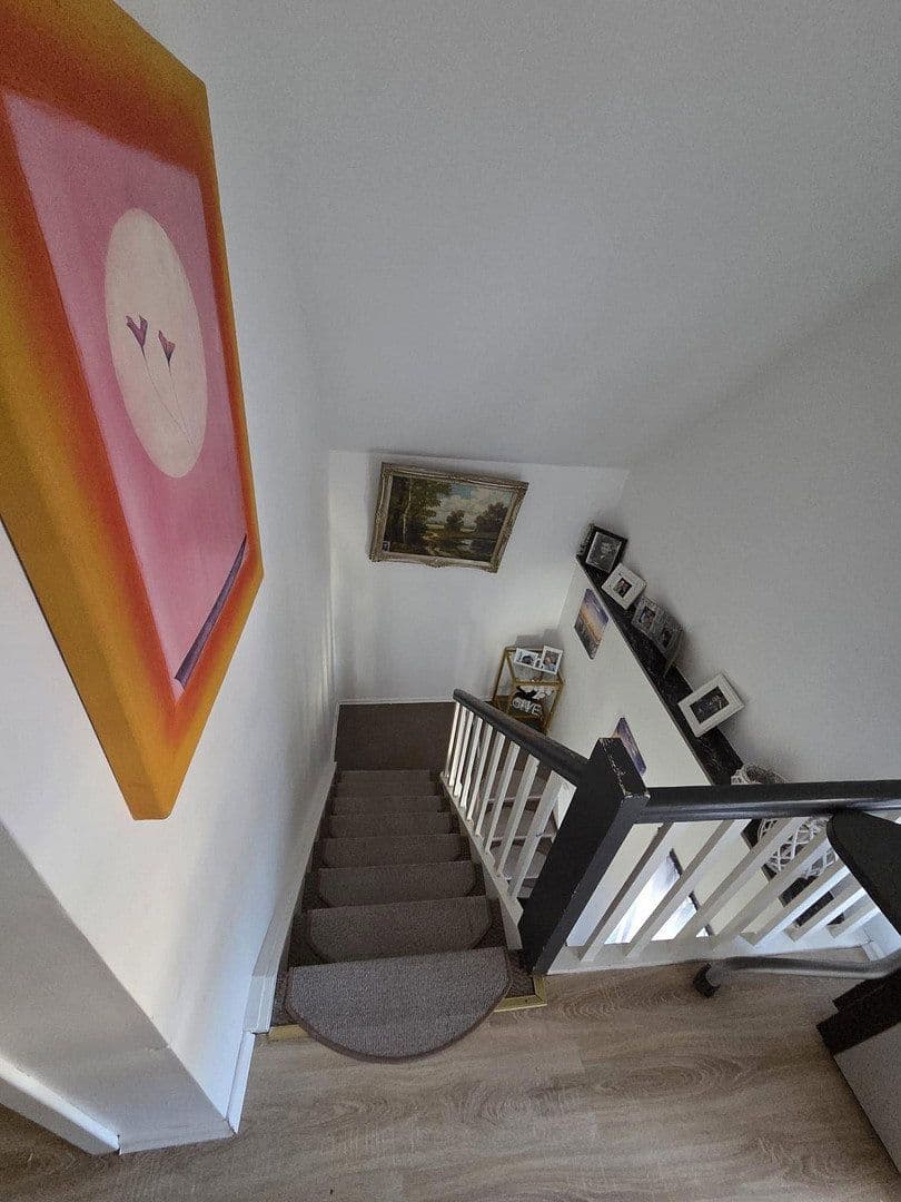 Predaj domu 175 m², pozemek 381 m², Kaiserslautern, Porýnie-Falcko Predaj domu 175 m², pozemek 381 m², Kaiserslautern, Porýnie-Falcko