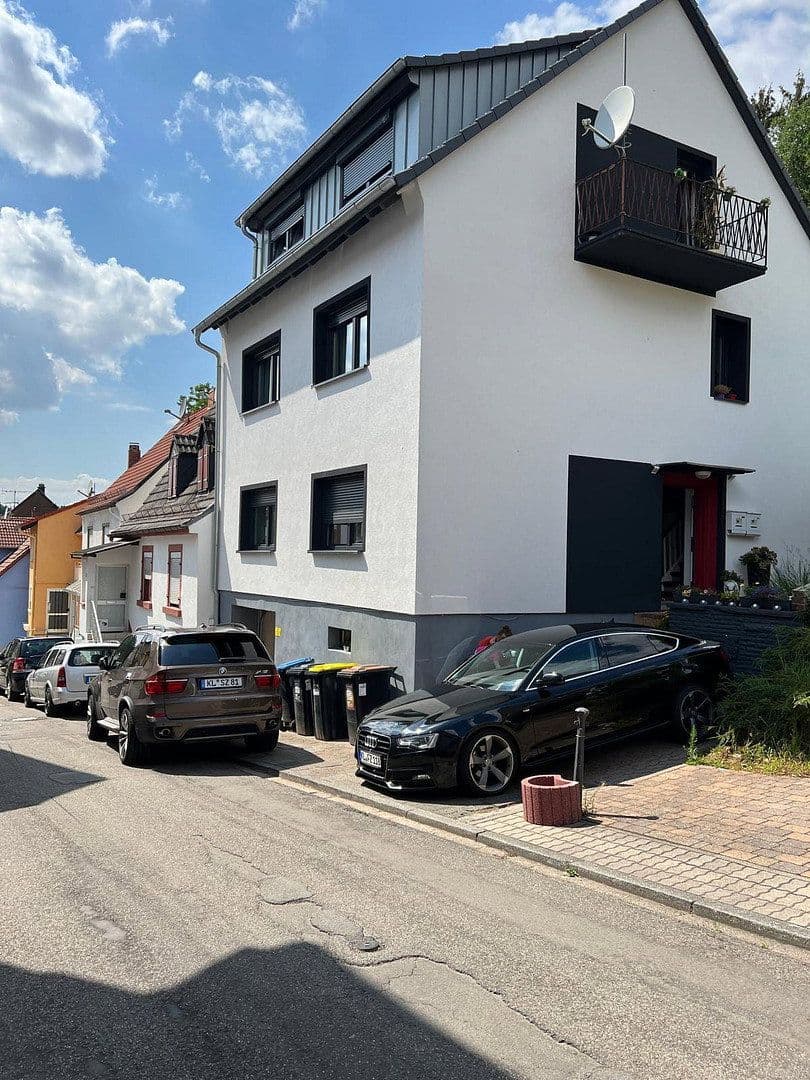 Predaj domu 175 m², pozemek 381 m², Kaiserslautern, Porýnie-Falcko Predaj domu 175 m², pozemek 381 m², Kaiserslautern, Porýnie-Falcko