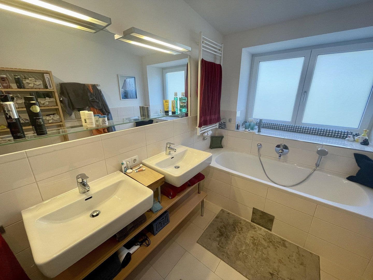 Prenájom bytu 4-izbový 150 m², Kasernstraße 19a, Krems, Dolné Rakúsko Prenájom bytu 4-izbový 150 m², Kasernstraße 19a, Krems, Dolné Rakúsko