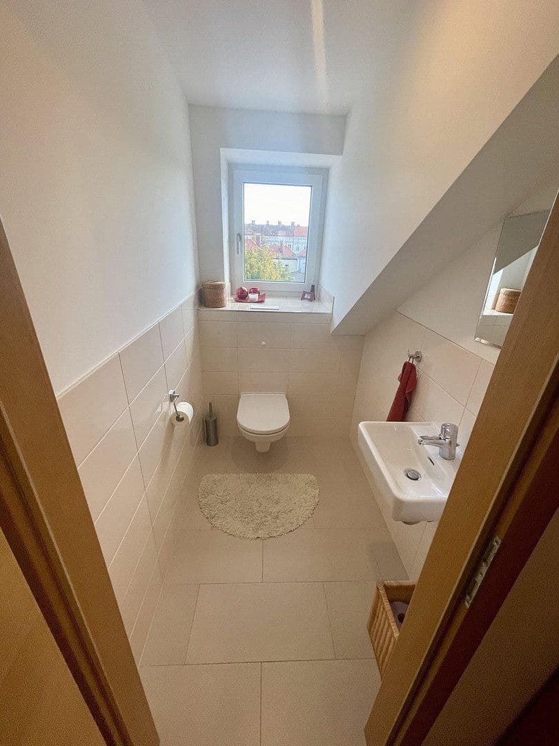 Prenájom bytu 4-izbový 150 m², Kasernstraße 19a, Krems, Dolné Rakúsko Prenájom bytu 4-izbový 150 m², Kasernstraße 19a, Krems, Dolné Rakúsko