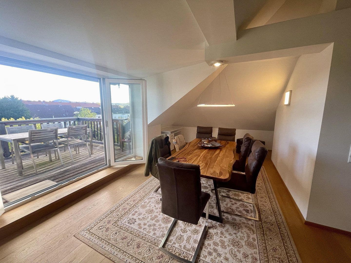 Prenájom bytu 4-izbový 150 m², Kasernstraße 19a, Krems, Dolné Rakúsko Prenájom bytu 4-izbový 150 m², Kasernstraße 19a, Krems, Dolné Rakúsko