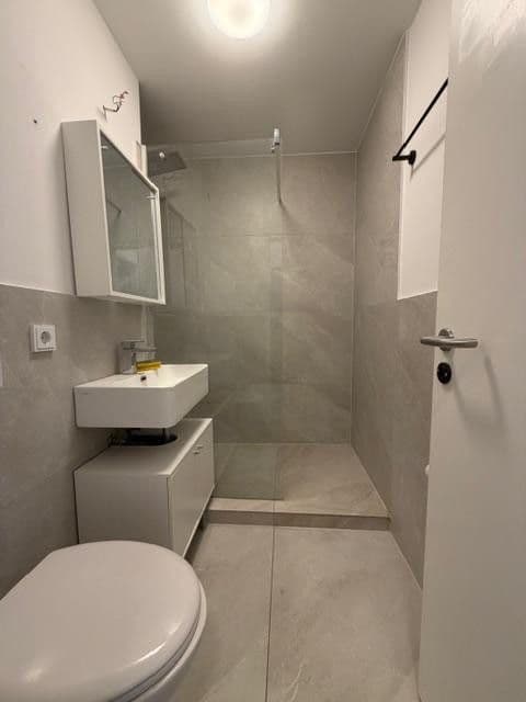 Prenájom bytu 2-izbový 65 m², Wiesbaden, Hesensko Prenájom bytu 2-izbový 65 m², Wiesbaden, Hesensko