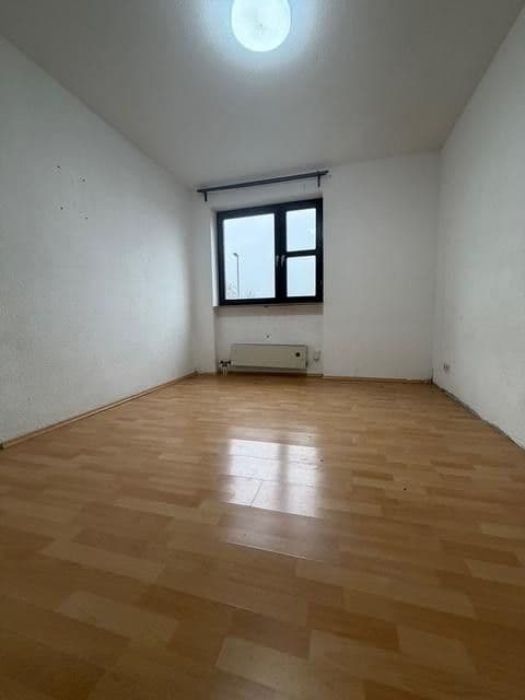 Prenájom bytu 4-izbový 110 m², Wiesbaden, Hesensko Prenájom bytu 4-izbový 110 m², Wiesbaden, Hesensko