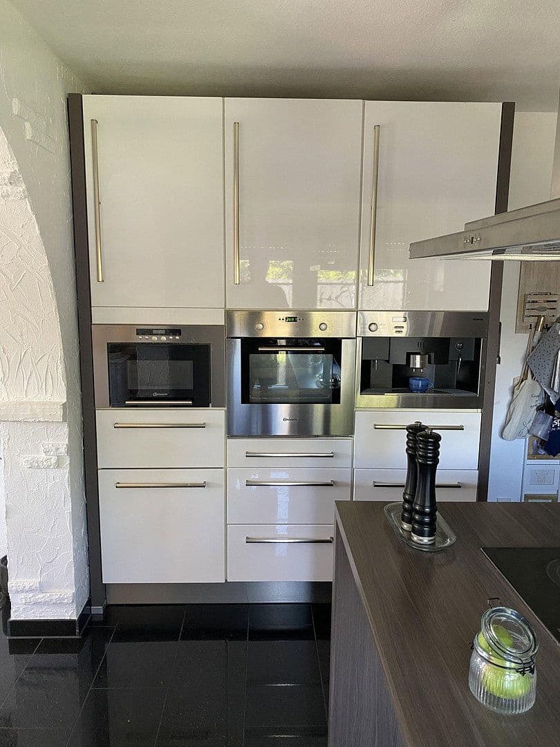 Predaj domu 305 m², pozemek 1.138 m², Hiddenhausen, Severné Porýnie - Westfálsko Predaj domu 305 m², pozemek 1.138 m², Hiddenhausen, Severné Porýnie - Westfálsko