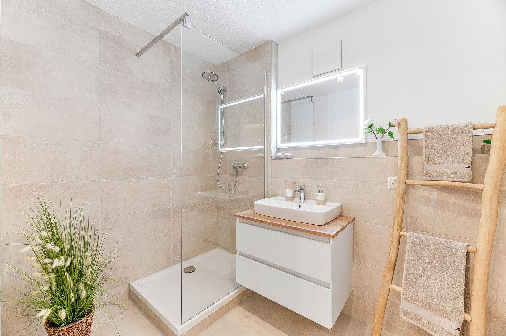 Predaj bytu 3-izbový 83 m², Ulm, Bádensko-Wurttembersko Predaj bytu 3-izbový 83 m², Ulm, Bádensko-Wurttembersko