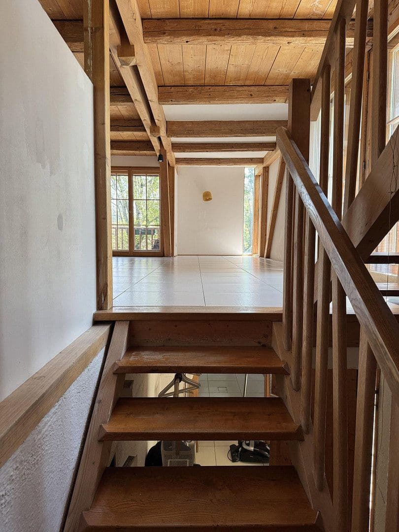Prenájom domu 200 m², pozemek 250 m², St Bartholomäus-Weg 2, Holzkirchen, Bavorsko Prenájom domu 200 m², pozemek 250 m², St Bartholomäus-Weg 2, Holzkirchen, Bavorsko