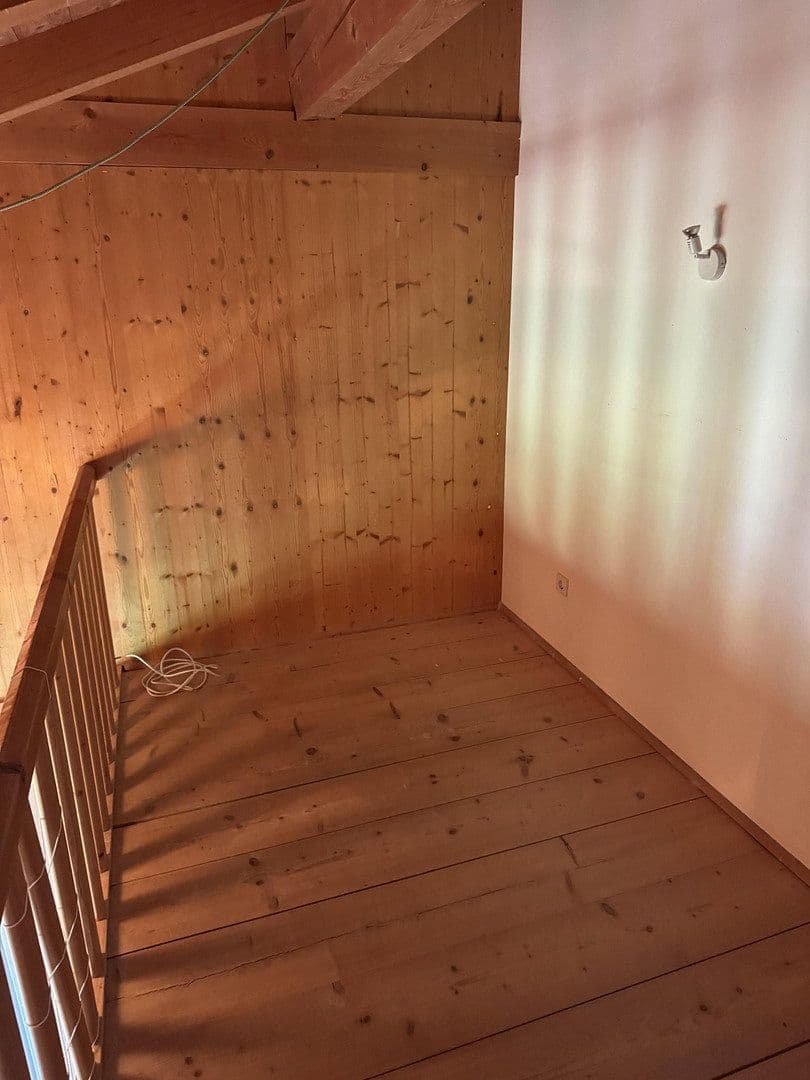 Prenájom domu 200 m², pozemek 250 m², St Bartholomäus-Weg 2, Holzkirchen, Bavorsko Prenájom domu 200 m², pozemek 250 m², St Bartholomäus-Weg 2, Holzkirchen, Bavorsko