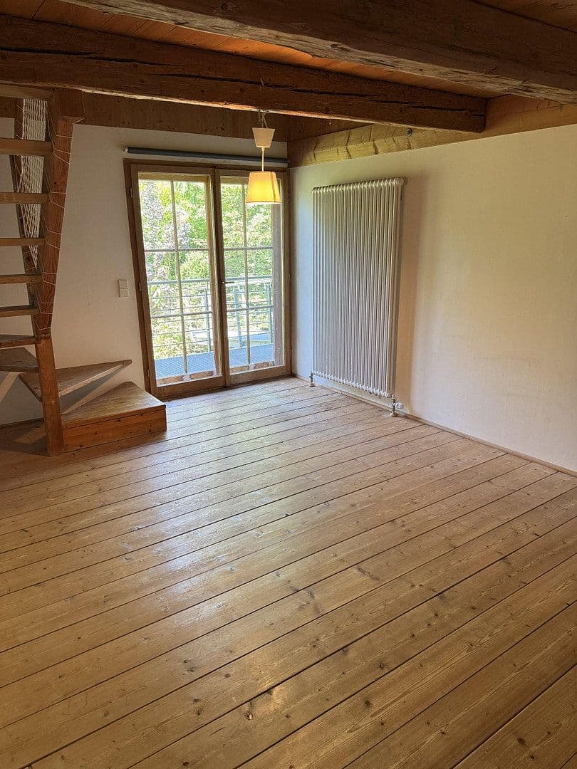 Prenájom domu 200 m², pozemek 250 m², St Bartholomäus-Weg 2, Holzkirchen, Bavorsko Prenájom domu 200 m², pozemek 250 m², St Bartholomäus-Weg 2, Holzkirchen, Bavorsko