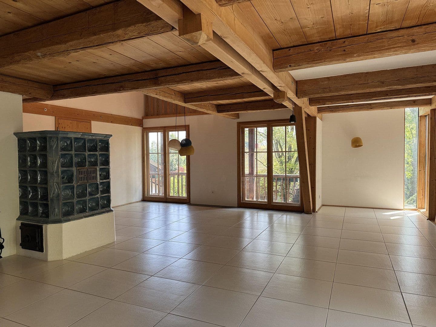Prenájom domu 200 m², pozemek 250 m², St Bartholomäus-Weg 2, Holzkirchen, Bavorsko Prenájom domu 200 m², pozemek 250 m², St Bartholomäus-Weg 2, Holzkirchen, Bavorsko