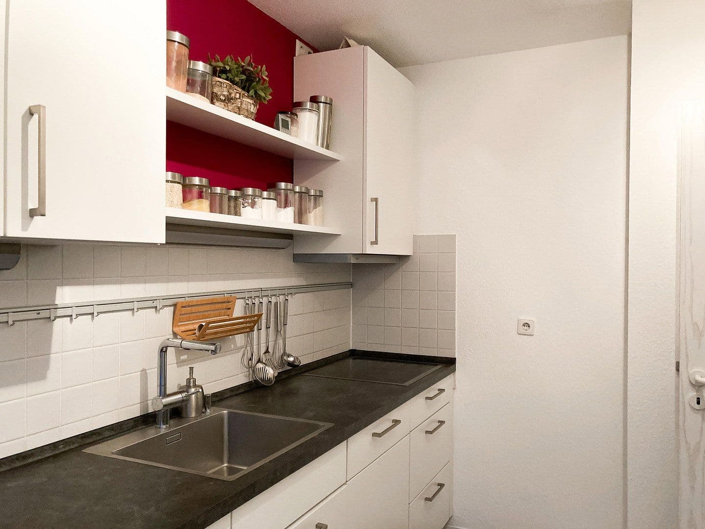 Predaj domu 140 m², pozemek 156 m², Neulußheim, Bádensko-Wurttembersko Predaj domu 140 m², pozemek 156 m², Neulußheim, Bádensko-Wurttembersko