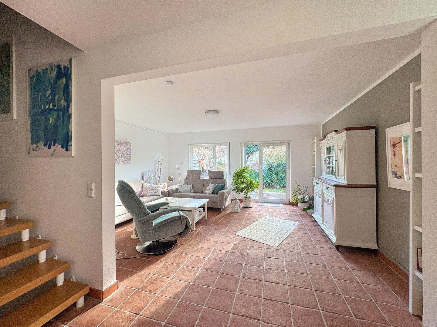Predaj domu 140 m², pozemek 156 m², Neulußheim, Bádensko-Wurttembersko Predaj domu 140 m², pozemek 156 m², Neulußheim, Bádensko-Wurttembersko