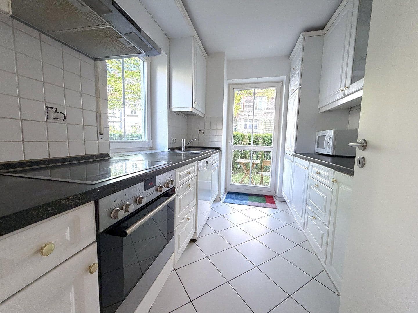Prenájom bytu 2-izbový 68 m², Am Stadtpark, München, Bavorsko Prenájom bytu 2-izbový 68 m², Am Stadtpark, München, Bavorsko