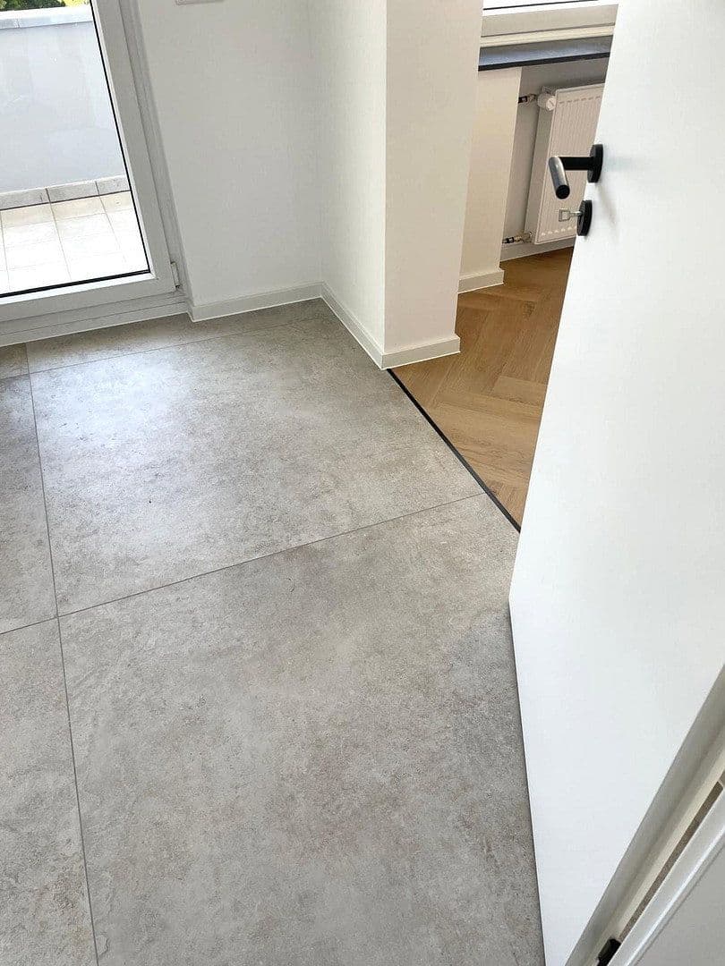 Prenájom bytu 3-izbový 73 m², Virgiliastraße 23, Essen, Severné Porýnie - Westfálsko Prenájom bytu 3-izbový 73 m², Virgiliastraße 23, Essen, Severné Porýnie - Westfálsko