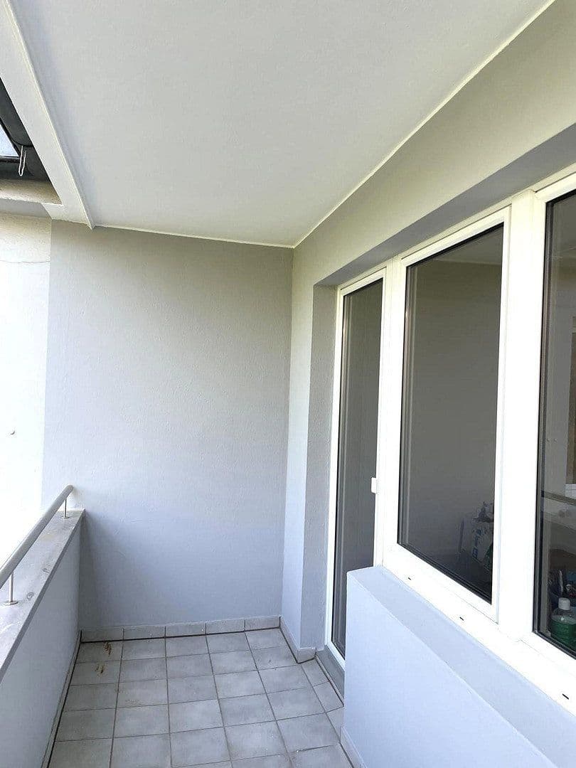 Prenájom bytu 3-izbový 73 m², Virgiliastraße 23, Essen, Severné Porýnie - Westfálsko Prenájom bytu 3-izbový 73 m², Virgiliastraße 23, Essen, Severné Porýnie - Westfálsko
