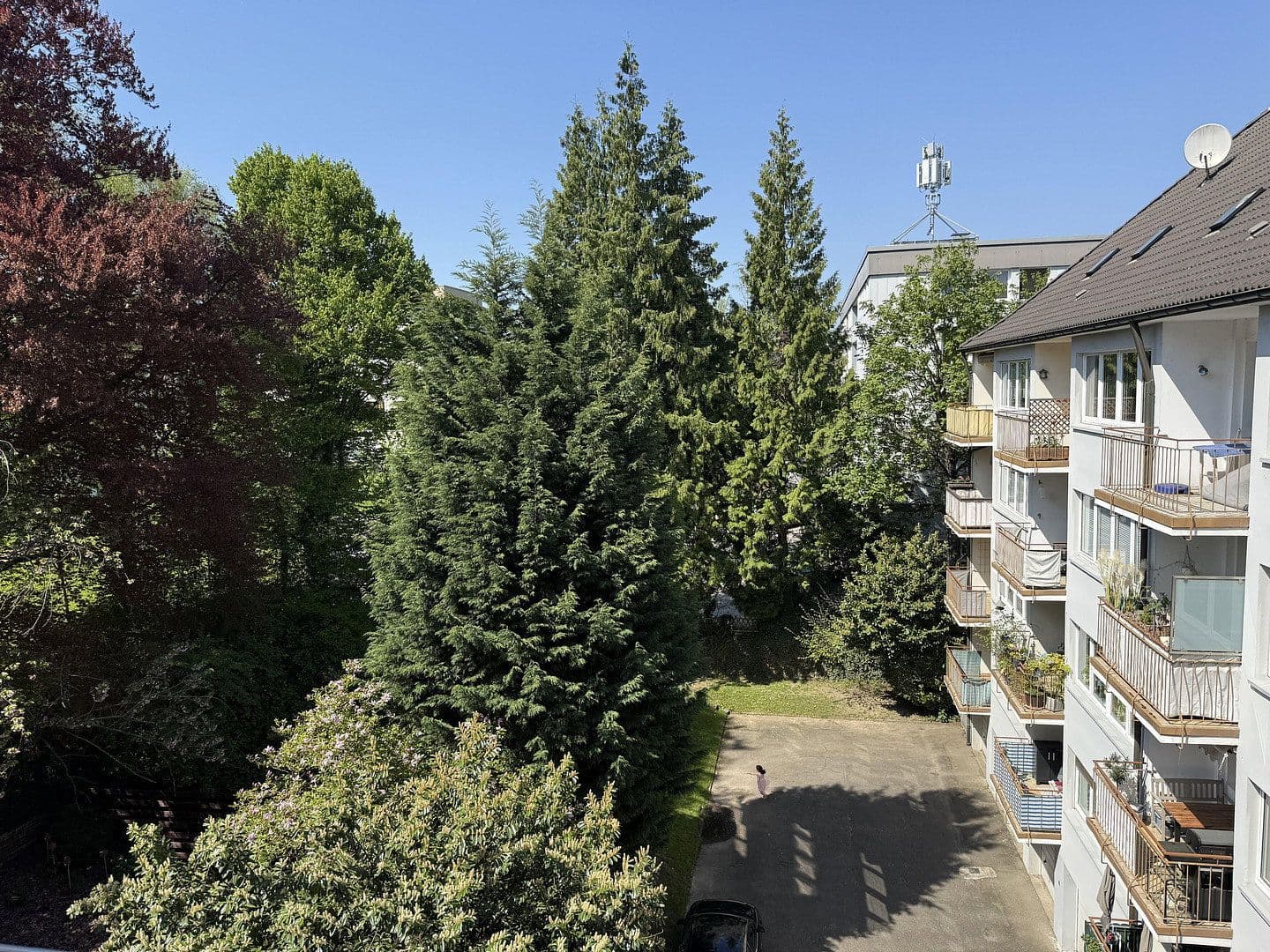 Prenájom bytu 3-izbový 73 m², Virgiliastraße 23, Essen, Severné Porýnie - Westfálsko Prenájom bytu 3-izbový 73 m², Virgiliastraße 23, Essen, Severné Porýnie - Westfálsko