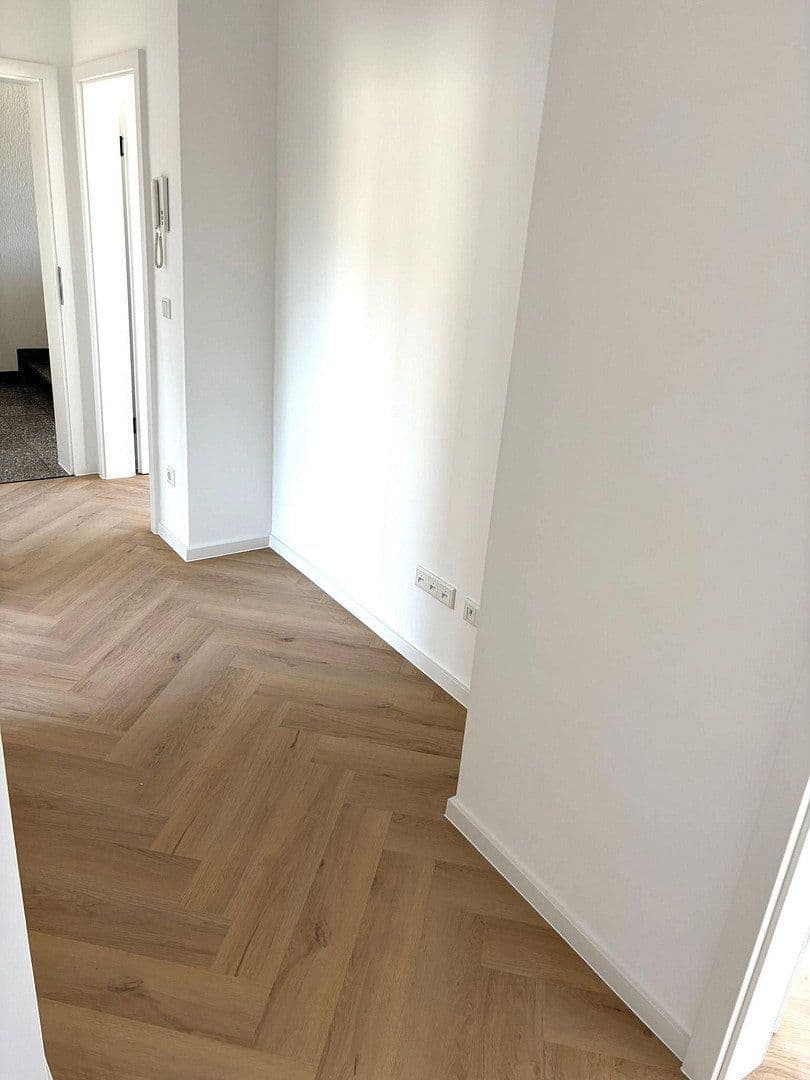 Prenájom bytu 3-izbový 73 m², Virgiliastraße 23, Essen, Severné Porýnie - Westfálsko Prenájom bytu 3-izbový 73 m², Virgiliastraße 23, Essen, Severné Porýnie - Westfálsko