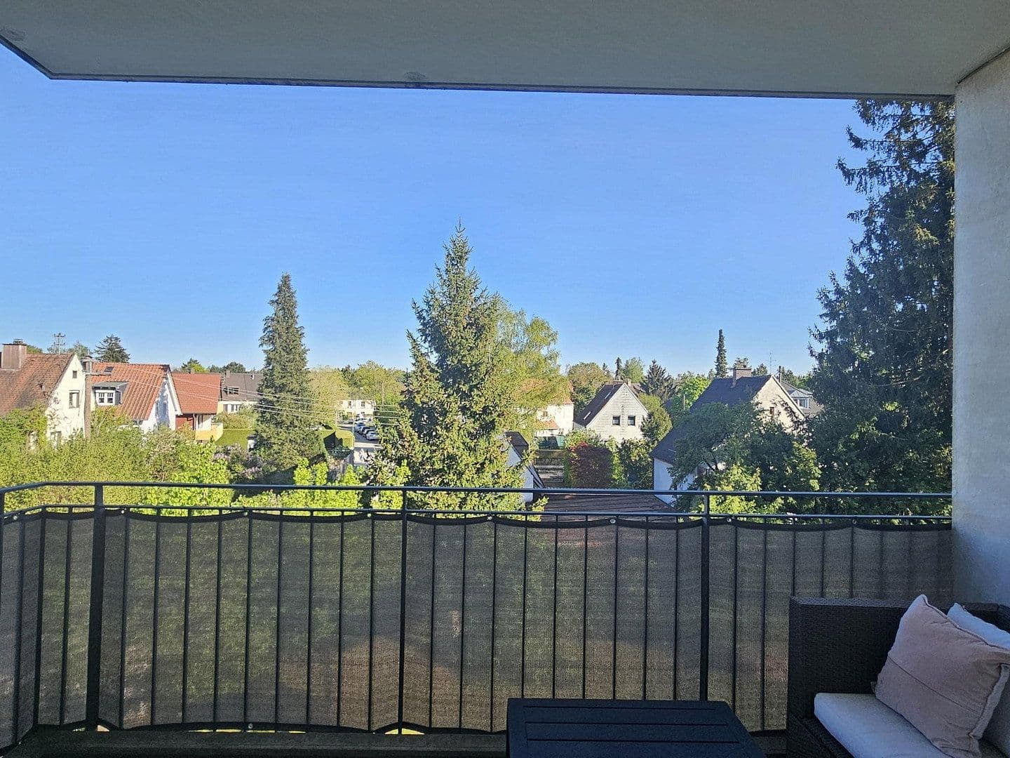 Prenájom bytu 2-izbový 63 m², Naupliastraße 25, München, Bavorsko Prenájom bytu 2-izbový 63 m², Naupliastraße 25, München, Bavorsko