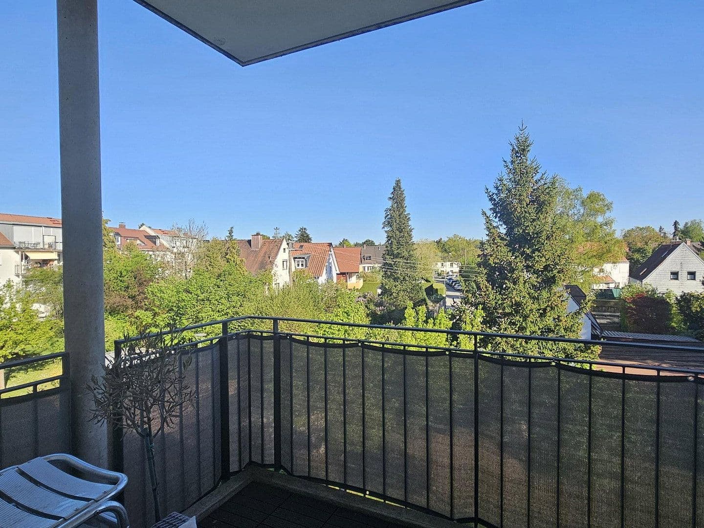 Prenájom bytu 2-izbový 63 m², Naupliastraße 25, München, Bavorsko Prenájom bytu 2-izbový 63 m², Naupliastraße 25, München, Bavorsko
